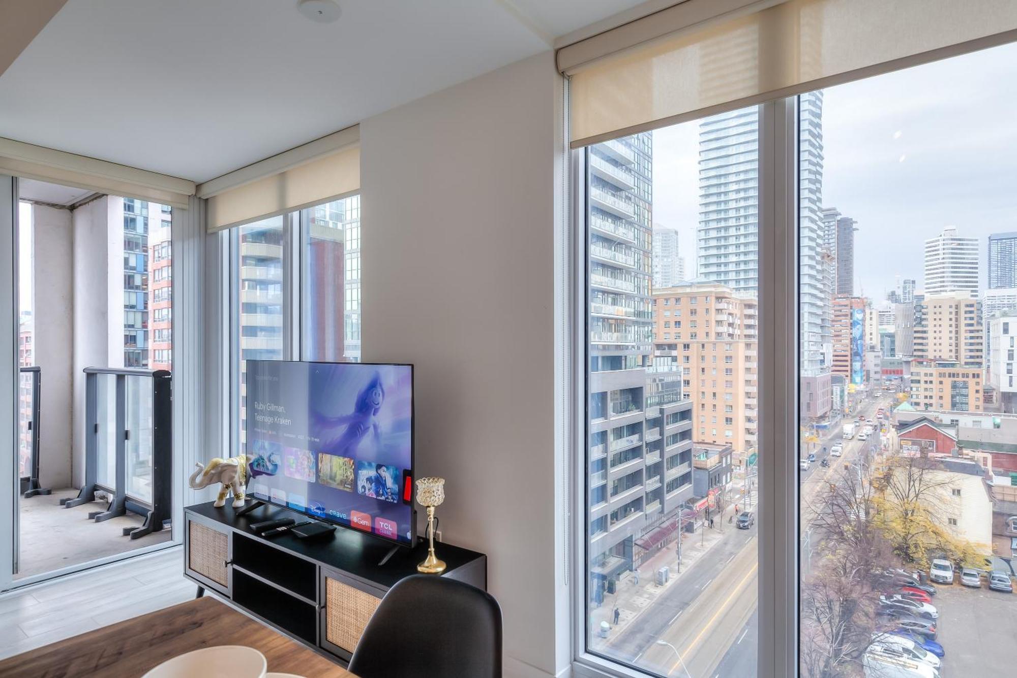 Panorama Suites Downtown Toronto Extérieur photo