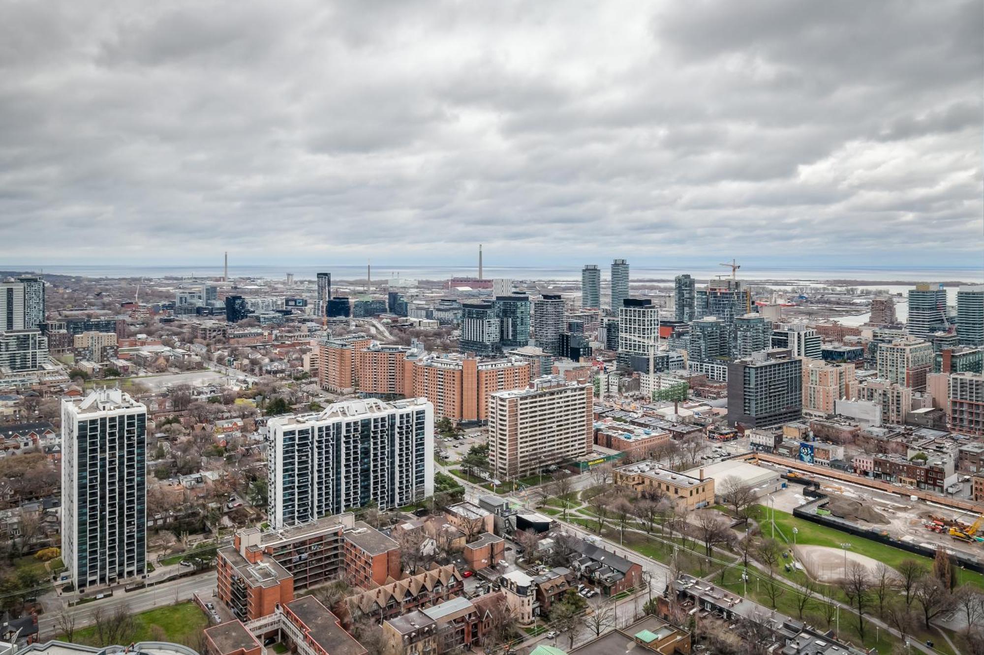 Panorama Suites Downtown Toronto Extérieur photo