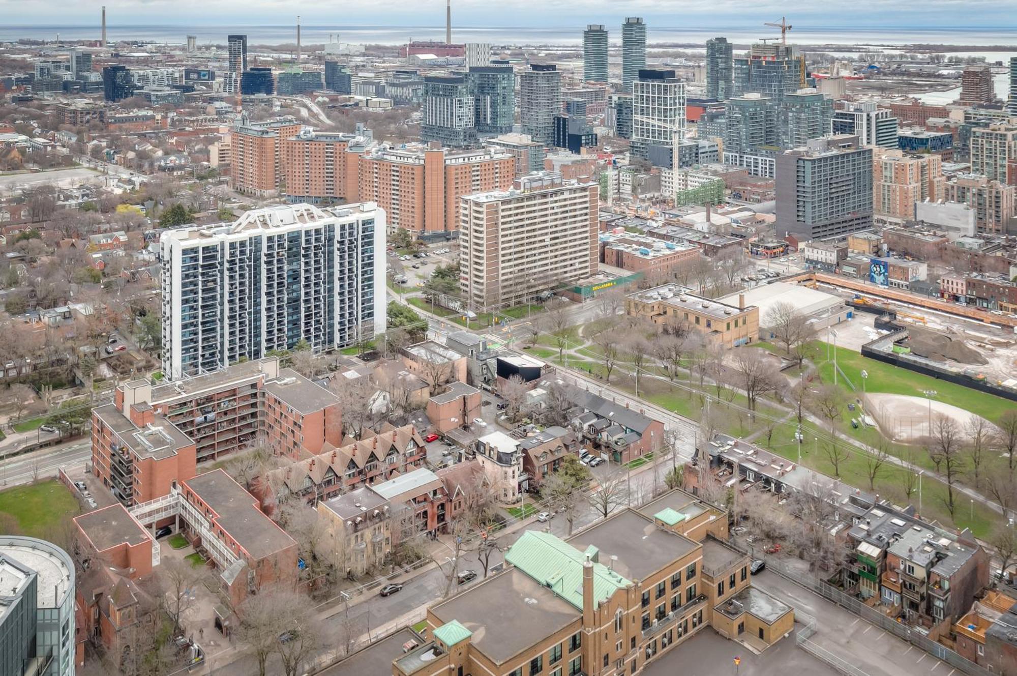 Panorama Suites Downtown Toronto Extérieur photo